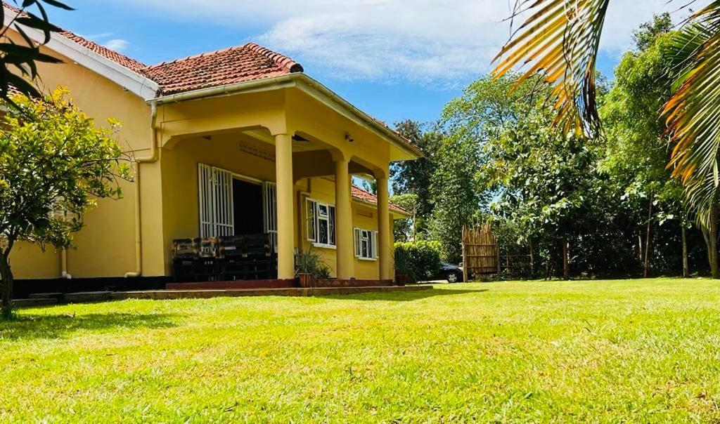 Buutu Nest Jinja Exterior foto