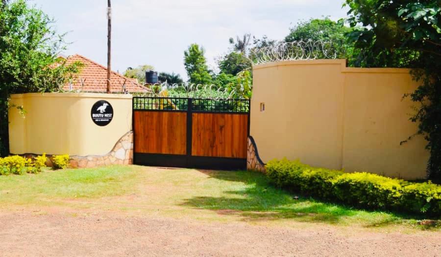 Buutu Nest Jinja Exterior foto
